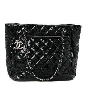Patent Quilted Chic and Glitter Large Tote Black